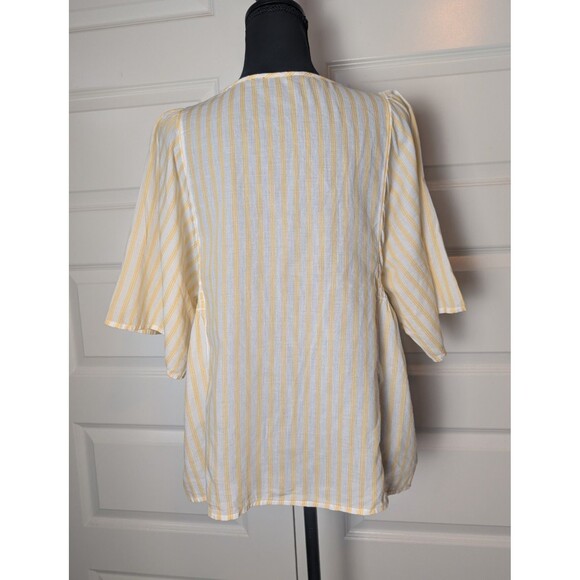 Banana Republic Blouse Size M Embroidered Tie Neck Smocked Waist - Picture 3 of 9